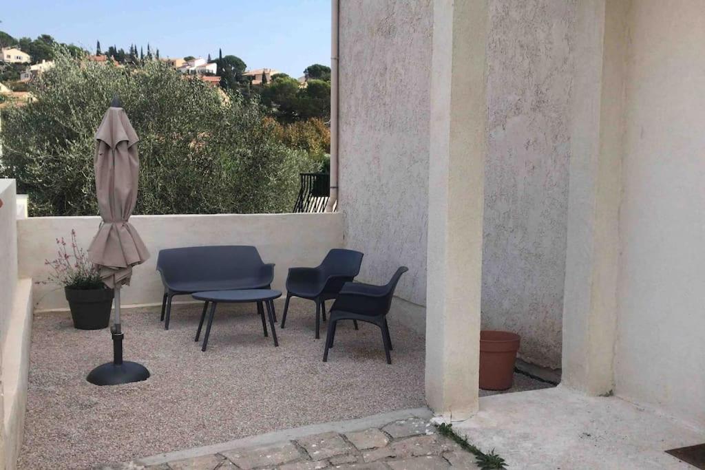 Carnoux-en-Provence Haut De Maison Entierement Renove Avec Garage מראה חיצוני תמונה
