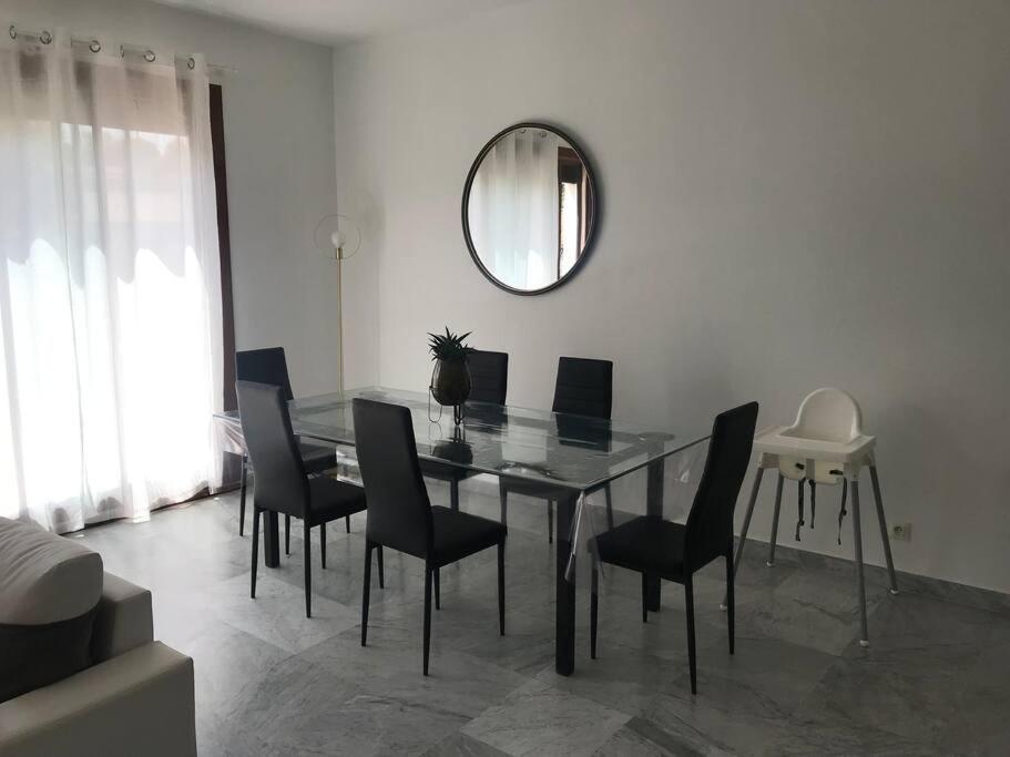 Carnoux-en-Provence Haut De Maison Entierement Renove Avec Garage מראה חיצוני תמונה