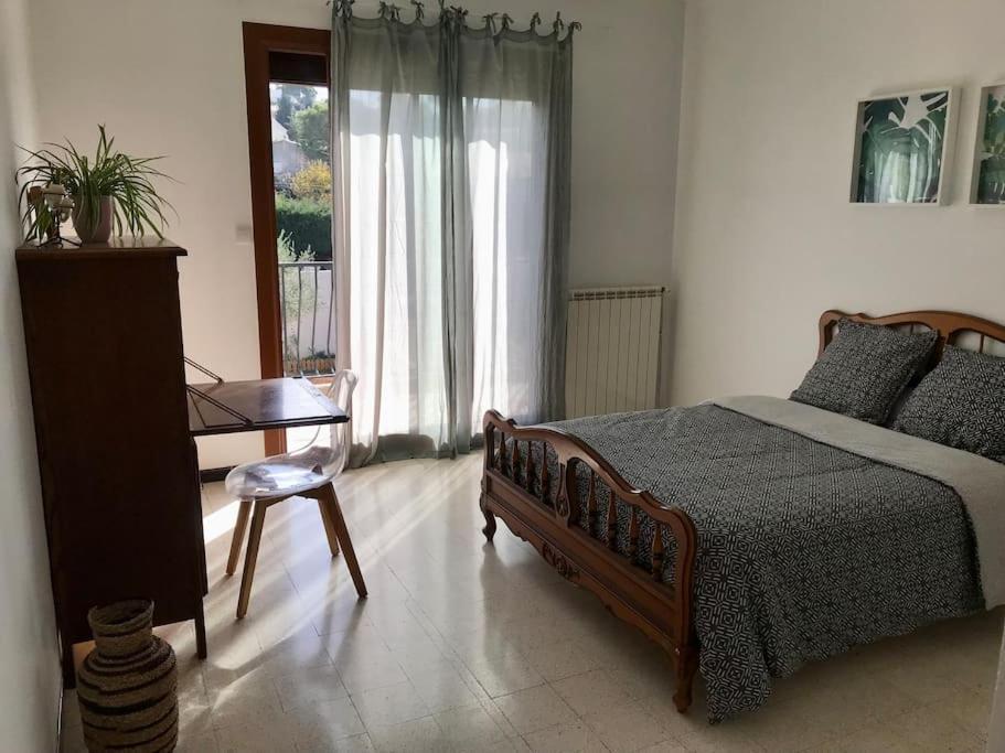Carnoux-en-Provence Haut De Maison Entierement Renove Avec Garage מראה חיצוני תמונה